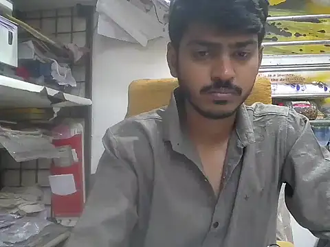 Snapshot of cute_modell chatting on 02.13.26 cute modell online show from 02.13.26