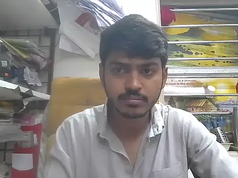 Snapshot of cute_modell chatting on 02.14.26 cute modell online show from 02.14.26