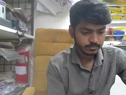 Snapshot of cute_modell chatting on 02.16.26 cute modell online show from 02.16.26