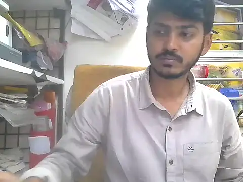 Snapshot of cute_modell chatting on 02.20.26 cute modell online show from 02.20.26