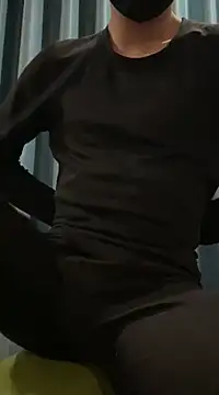 Snapshot of yfx468 chatting on 02.13.25 yfx468 online show from 02.13.25