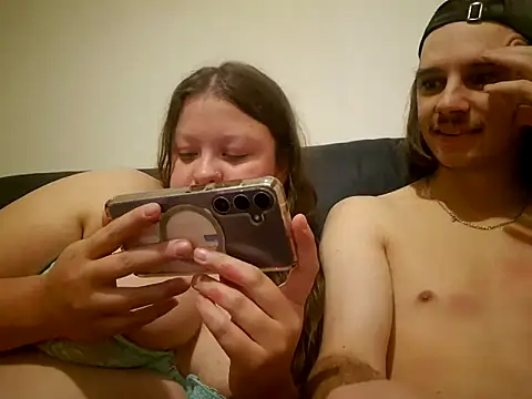 Laurajade9 online show from 01.11.25