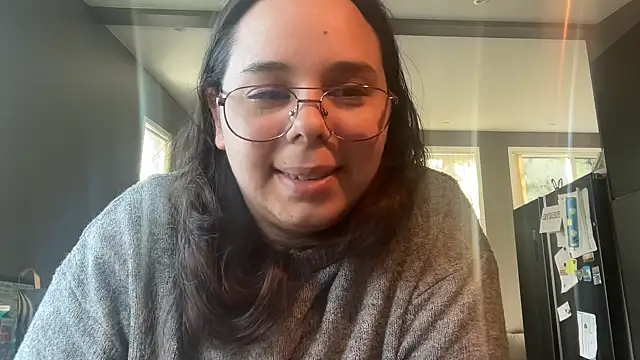 Snapshot of Teasingsarah chatting on 09.22.25 Teasingsarah online show from 09.22.25