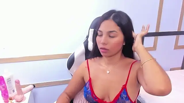 CharlotteGraay online show from 02.23.25