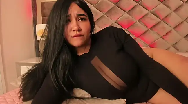 Sara  collins   online show from 02.11.25