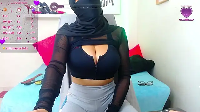Snapshot of azahara_faraah chatting on 02.19.25 azahara faraah online show from 02.19.25