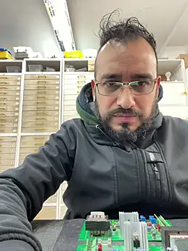 Snapshot of leonardohot1987 chatting on 01.13.25 leonardohot1987 online show from 01.13.25