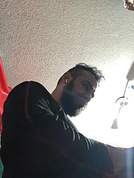 Snapshot of leonardohot1987 chatting on 01.21.25 leonardohot1987 online show from 01.21.25