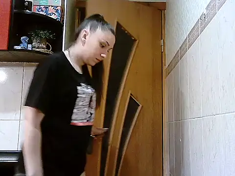 Yuliia30 online show from 05.27.26