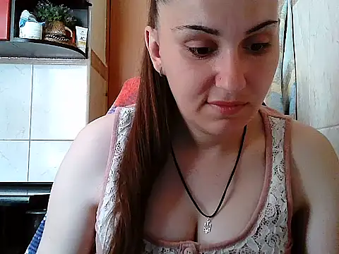 Snapshot of Yuliia30 chatting on 07.16.26 Yuliia30 online show from 07.16.26