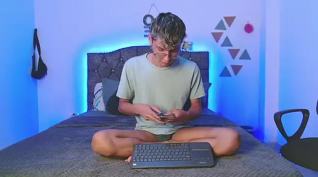 andrew willyams online show from 01.20.25