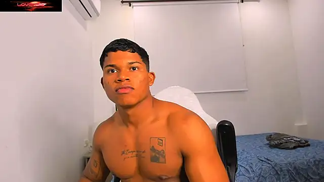 Snapshot of maxsteel177 chatting on 01.14.25 maxsteel177 online show from 01.14.25