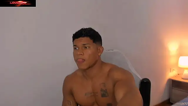 Snapshot of maxsteel177 chatting on 02.09.25 maxsteel177 online show from 02.09.25