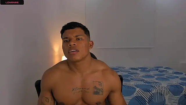 Snapshot of maxsteel177 chatting on 02.13.25 maxsteel177 online show from 02.13.25