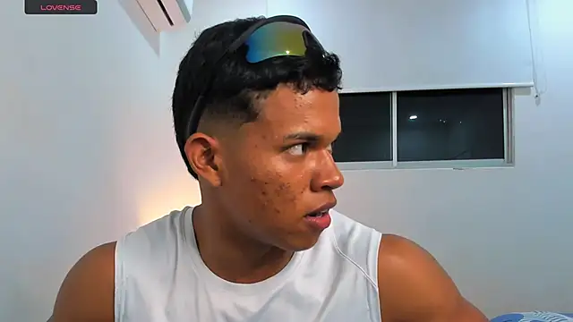 Snapshot of maxsteel177 chatting on 03.14.25 maxsteel177 online show from 03.14.25