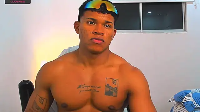 Snapshot of maxsteel177 chatting on 03.14.25 maxsteel177 online show from 03.14.25