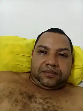 Snapshot of Marcio2235 chatting on 12.18.25 Marcio2235 online show from 12.18.25