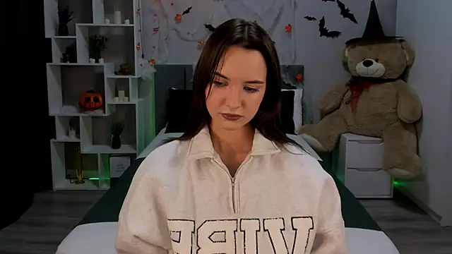 SamanthaaaWalker online show from 10.23.25