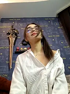 Snapshot of LittleX_Angel chatting on 01.24.25 LittleX Angel online show from 01.24.25