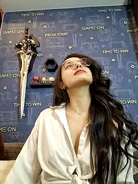 Snapshot of LittleX_Angel chatting on 01.29.25 LittleX Angel online show from 01.29.25