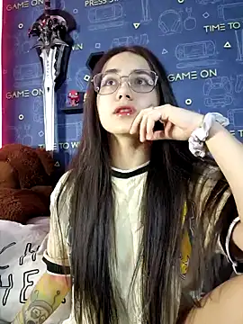 Snapshot of LittleX_Angel chatting on 02.17.25 LittleX Angel online show from 02.17.25