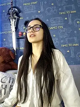 Snapshot of LittleX_Angel chatting on 03.08.25 LittleX Angel online show from 03.08.25