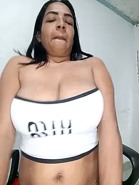 CarolinePolsen online show from 02.25.25