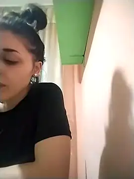 Snapshot of Rosanna_Rennie chatting on 01.25.25 Rosanna Rennie online show from 01.25.25