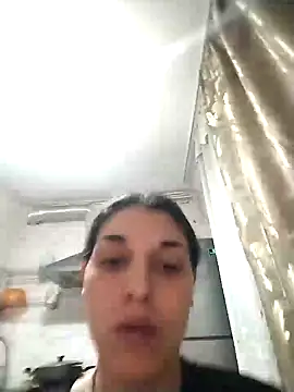 Snapshot of Rosanna_Rennie chatting on 02.18.25 Rosanna Rennie online show from 02.18.25