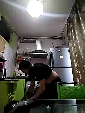 Snapshot of Rosanna_Rennie chatting on 02.19.25 Rosanna Rennie online show from 02.19.25