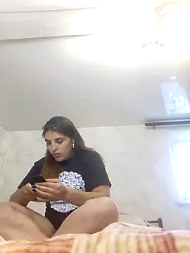 Snapshot of Rosanna_Rennie chatting on 09.25.25 Rosanna Rennie online show from 09.25.25