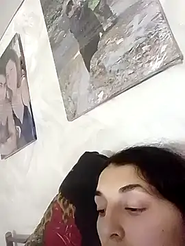 Snapshot of Rosanna_Rennie chatting on 10.02.25 Rosanna Rennie online show from 10.02.25