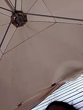 Snapshot of Rosanna_Rennie chatting on 10.20.25 Rosanna Rennie online show from 10.20.25