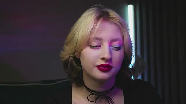 milasmiu online show from 02.17.25