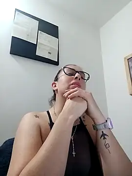 CHARLOTTE 1711 online show from 01.23.25