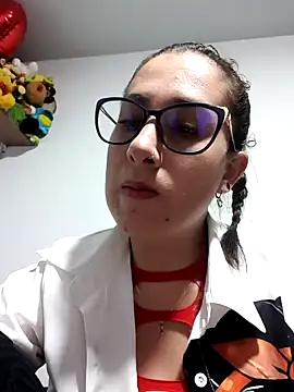 CHARLOTTE 1711 online show from 10.18.25