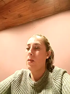 CHARLOTTE 1711 online show from 04.16.26