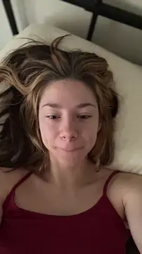 Mary Leaf online show from 11.10.25