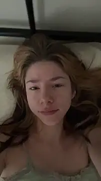 Mary Leaf online show from 11.16.25