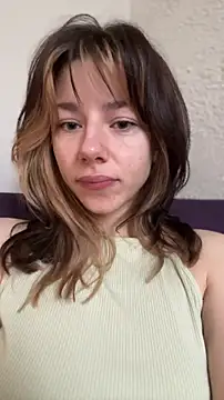 Mary Leaf online show from 11.21.25