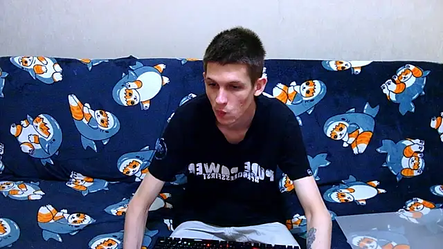 Lester Broo online show from 05.14.26