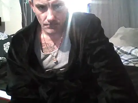 Snapshot of 1badfucka chatting on 01.21.25 1badfucka online show from 01.21.25