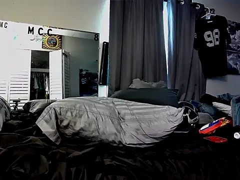 Snapshot of 1badfucka chatting on 02.24.25 1badfucka online show from 02.24.25