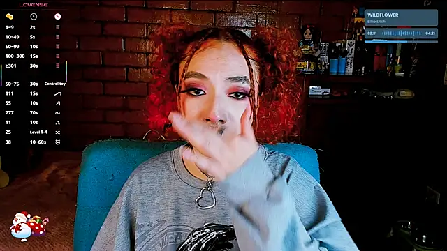 Annycolin  online show from 12.18.25