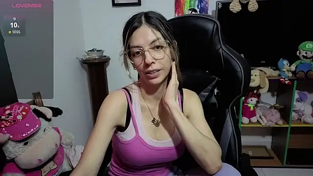 Princezzlove3 online show from 10.25.25