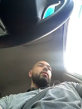 arturguy00 online show from 05.14.26