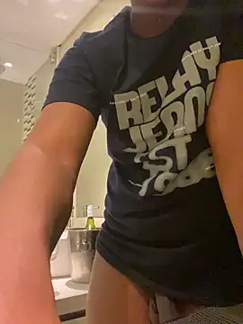 snotLoud online show from 02.23.25