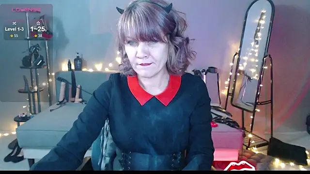 Snapshot of Goddess_Orsa chatting on 02.07.26 Goddess Orsa online show from 02.07.26