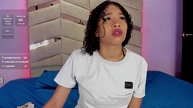 BrigitteRoy  online show from 10.25.25