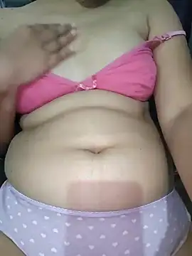 Snapshot of nikkibenza chatting on 01.15.25 nikkibenza online show from 01.15.25